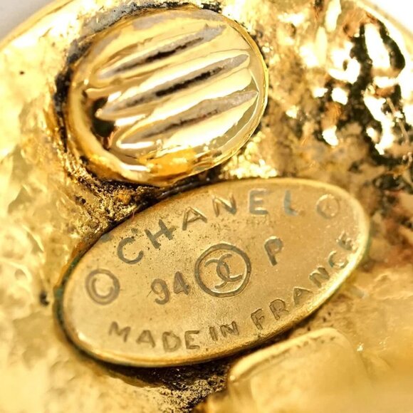 CHANEL Large CC Logos Vintage Dangle Earrings Gold Tone 94P Auth #35248 - Picture 5 of 5